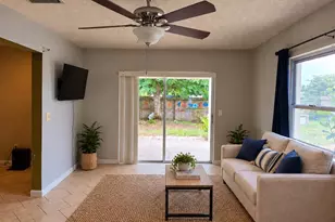 9473 Bayside Ct, Spring Hill, FL 34608 - Photo 6