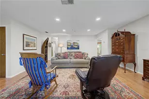 8270 Sycamore Dr, New Port Richey, FL 34654 - Photo 12