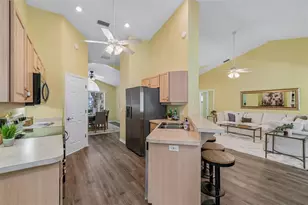 12728 Flamingo Pkwy, Spring Hill, FL 34610 - Photo 16