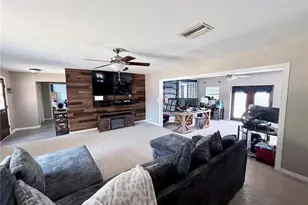 459 Savoy Ct, Spring Hill, FL 34606 - Photo 2
