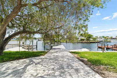 4430 Floramar Terrace, New Port Richey, FL 34652 - Photo 38