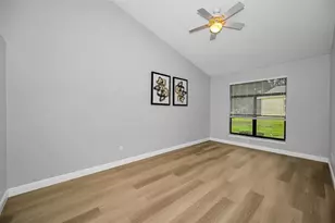 6240 Fairskies Dr, New Port Richey, FL 34655 - Photo 18