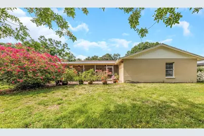 2437 Hawk Avenue, Palm Harbor, FL 34683 - Photo 32