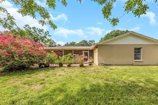 2437 Hawk Ave, Palm Harbor, FL 34683 - Photo 32