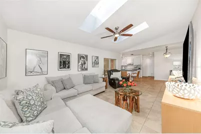 2437 Hawk Avenue, Palm Harbor, FL 34683 - Photo 16