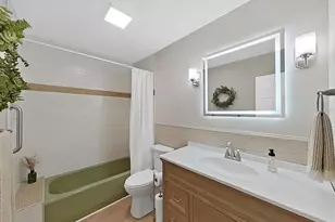 2405 Franciscan Dr, Clearwater, FL 33763 - Photo 38