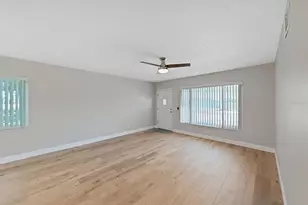 2405 Franciscan Dr, Clearwater, FL 33763 - Photo 10