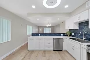 2405 Franciscan Dr, Clearwater, FL 33763 - Photo 18