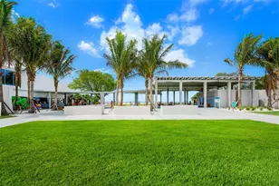 2911 Woodpine Ct, Sarasota, FL 34231 - Photo 74