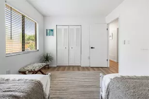2911 Woodpine Ct, Sarasota, FL 34231 - Photo 34