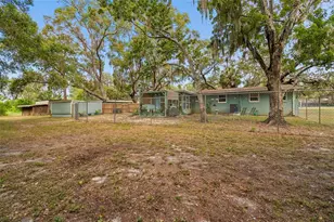 9950 Hilltop Dr, New Port Richey, FL 34654 - Photo 22