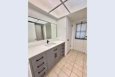 1382 Sutton Place Drive, Palm Harbor, FL 34683 - Photo 20
