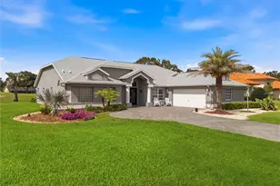 9276 Ashley Dr, Weeki Wachee, FL 34613 - Photo 4