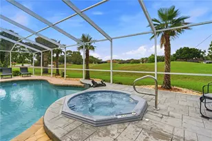 9276 Ashley Dr, Weeki Wachee, FL 34613 - Photo 6