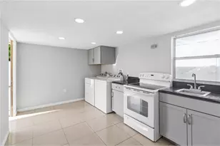 6835 Mesa Verde St, Port Richey, FL 34668 - Photo 16