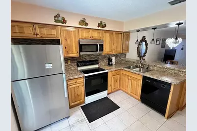 4916 Sunnybrook Drive #14, New Port Richey, FL 34653 - Photo 8