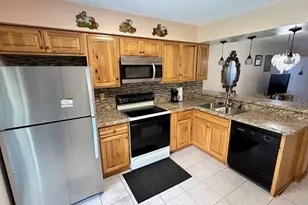 4916 Sunnybrook Dr, New Port Richey, FL 34653 - Photo 8