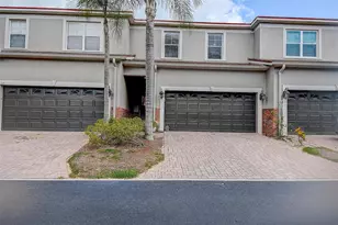 1426 Hillview Ln, Tarpon Springs, FL 34689 - Photo 1