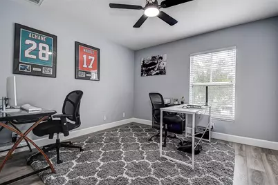 1426 Hillview Lane, Tarpon Springs, FL 34689 - Photo 24