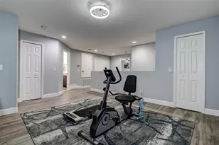 1426 Hillview Ln, Tarpon Springs, FL 34689 - Photo 20