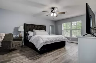 1426 Hillview Ln, Tarpon Springs, FL 34689 - Photo 16