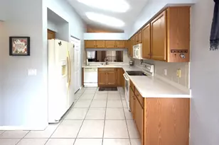 18420 Fairway Green Dr, Hudson, FL 34667 - Photo 14