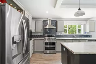 6111 Cartwrite Rd, Spring Hill, FL 34609 - Photo 12