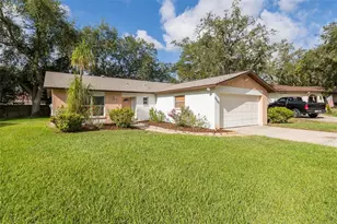 8240 Winding Wood Dr, Port Richey, FL 34668 - Photo 36
