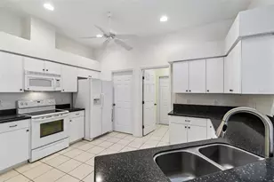 12200 Putter Green Ct, New Port Richey, FL 34654 - Photo 12