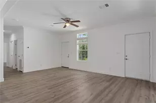 14249 E Razorbill Ave, Weeki Wachee, FL 34614 - Photo 10