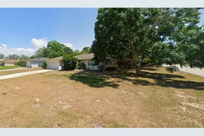 9080 Geneva Street, Spring Hill, FL 34608 - Photo 2