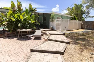 136 Maryland Ave, Palm Harbor, FL 34683 - Photo 26