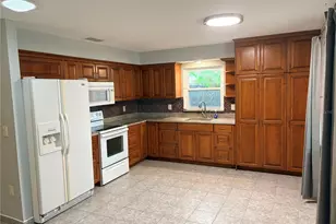 6010 Tennessee Ave, New Port Richey, FL 34653 - Photo 2