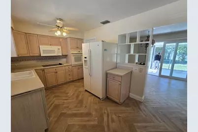 2887 Bel Forest Drive, Largo, FL 33770 - Photo 4