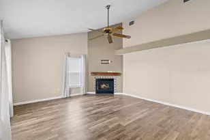 1105 Tuxford Dr, Brandon, FL 33511 - Photo 4