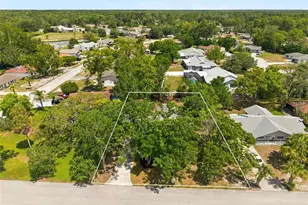 7407 Dundee Way, Weeki Wachee, FL 34613 - Photo 24