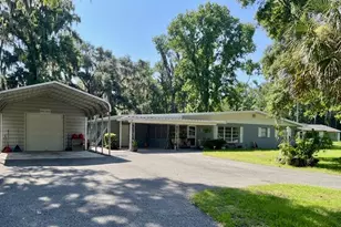7633 S Cres Loop, Floral City, FL 34436 - Photo 1