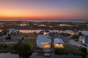 3342 Turks Cap Dr, Hernando Beach, FL 34607 - Photo 2