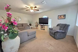9055 Pemberton St, Spring Hill, FL 34608 - Photo 4