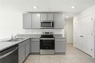 13322 Golden Lime Ave, Spring Hill, FL 34609 - Photo 18