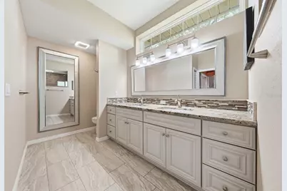 11109 Golden Eagle Avenue, Weeki Wachee, FL 34613 - Photo 10