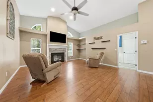 11109 Golden Eagle Ave, Weeki Wachee, FL 34613 - Photo 22