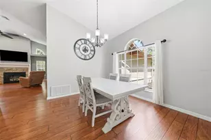 11109 Golden Eagle Ave, Weeki Wachee, FL 34613 - Photo 18