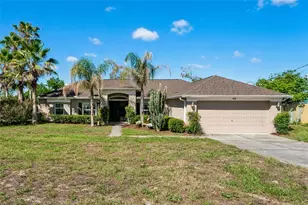13114 Lawrence St, Spring Hill, FL 34609 - Photo 2