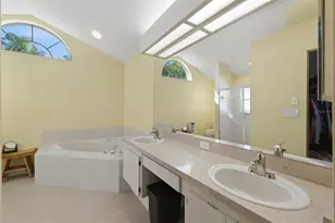 10050 Hermosillo Dr, New Port Richey, FL 34655 - Photo 16