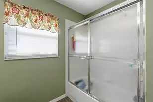 10050 Hermosillo Dr, New Port Richey, FL 34655 - Photo 30