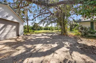 8725 Erie Ln, Parrish, FL 34219 - Photo 40