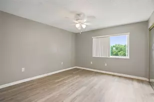 90 S Highland Ave, Tarpon Springs, FL 34689 - Photo 22
