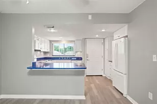 90 S Highland Ave, Tarpon Springs, FL 34689 - Photo 14