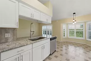 6525 Pine Walk Dr, New Port Richey, FL 34655 - Photo 8